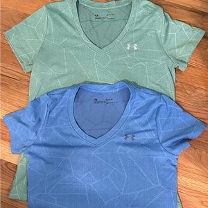 Under armour - women’s - size small - active v neck shirt (2)